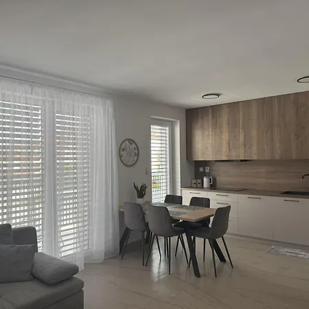 Apartament Sered Ella Sered'