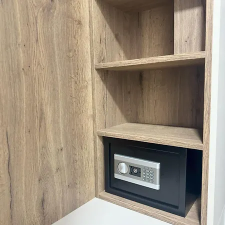 Apartmán Sered Ella *