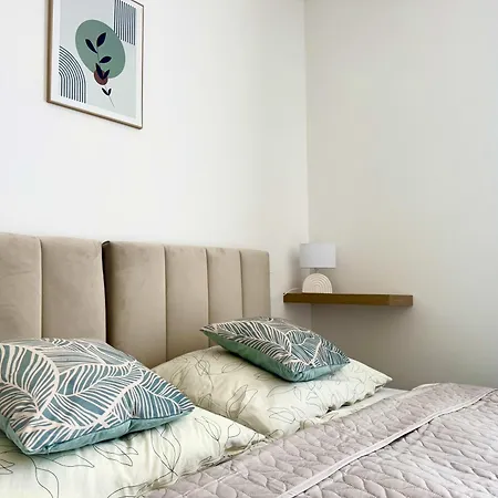 Sered Ella Apartmán Sered'